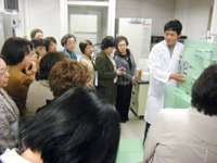 放射線測定の現場見学：日本乳業技術協
