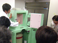 放射線測定の現場見学：日本乳業技術協