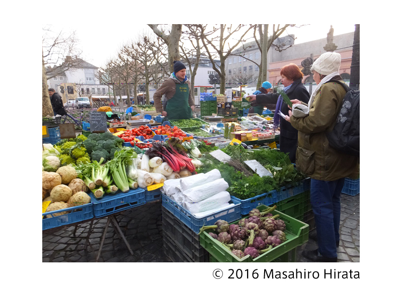 ドイツ・マインツの朝市から習う